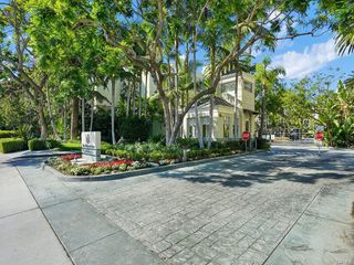 2233 Martin 413, Irvine, CA 92612