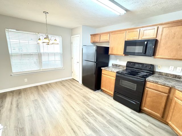 1008 Sitting Bull Xing, Murfreesboro, TN 37128
