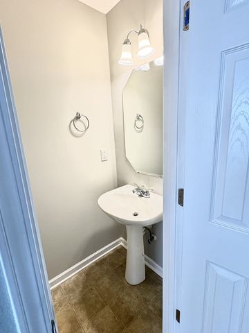 1008 Sitting Bull Xing, Murfreesboro, TN 37128