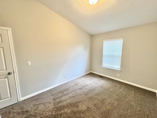 1008 Sitting Bull Xing, Murfreesboro, TN 37128