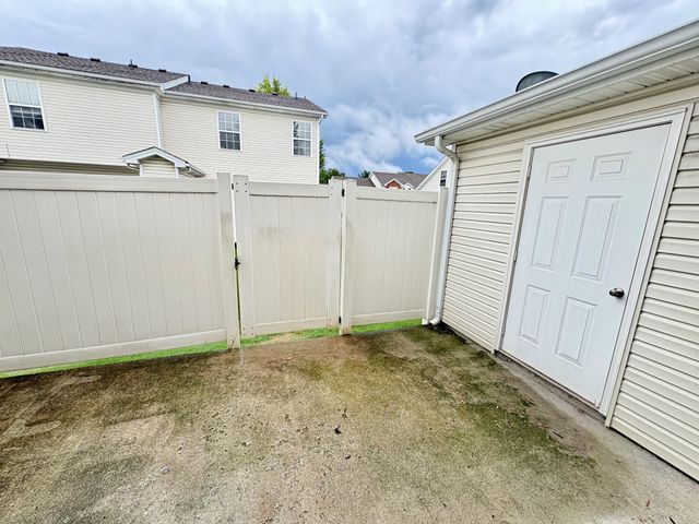 1008 Sitting Bull Xing, Murfreesboro, TN 37128