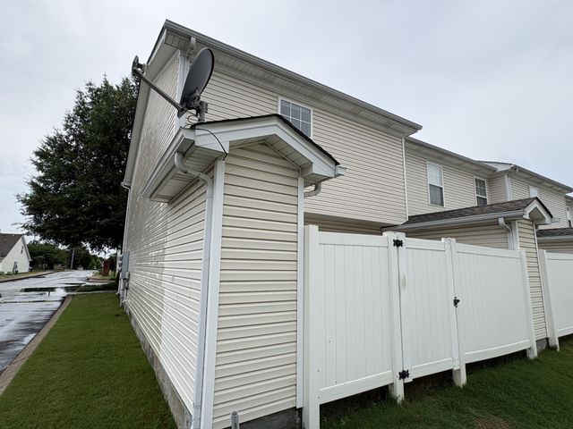 1008 Sitting Bull Xing, Murfreesboro, TN 37128