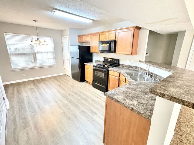 1008 Sitting Bull Xing, Murfreesboro, TN 37128