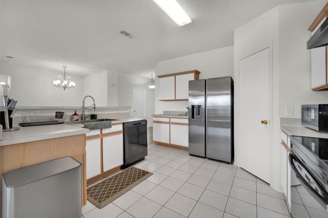 1407 Autumncrest Drive 5, Arlington, TX 76002