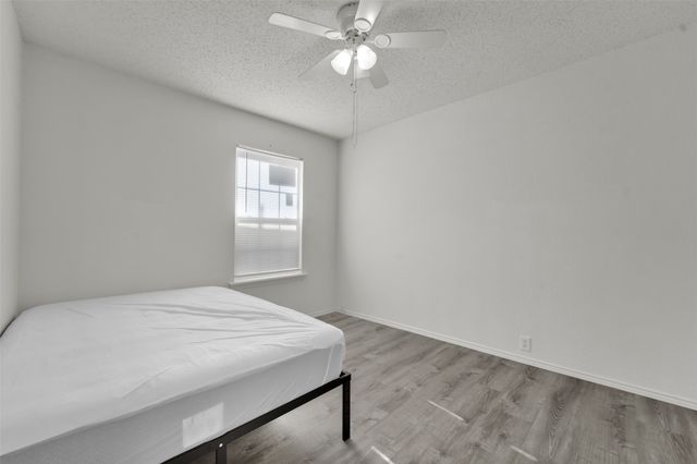 1407 Autumncrest Drive 5, Arlington, TX 76002