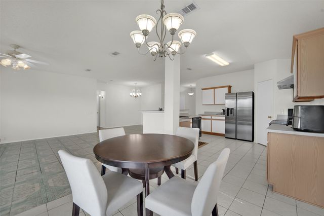 1407 Autumncrest Drive 5, Arlington, TX 76002
