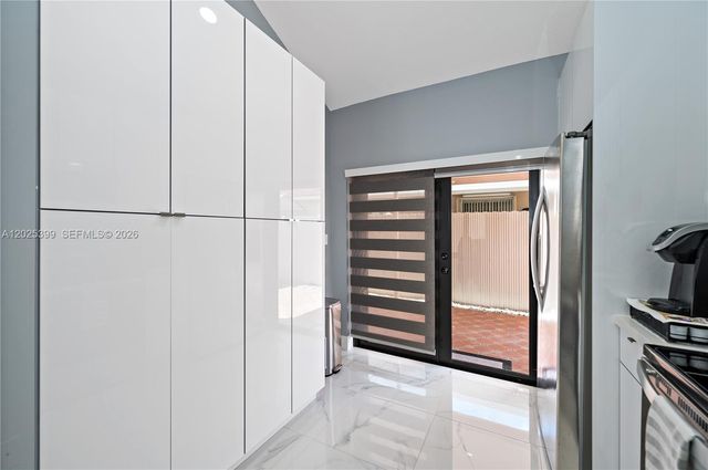 9046 NW 121st Terrace 90, Hialeah Gardens, FL 33018