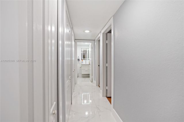 9046 NW 121st Terrace 90, Hialeah Gardens, FL 33018
