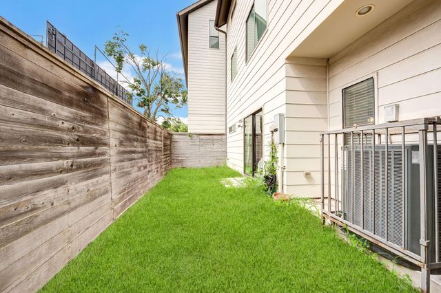 2308 Webster Street, Houston, TX 77003