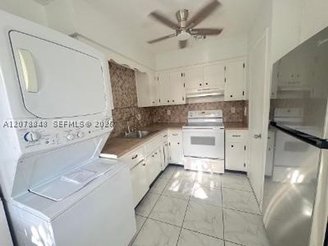 2344 NE 12th St 7, Pompano Beach, FL 33062