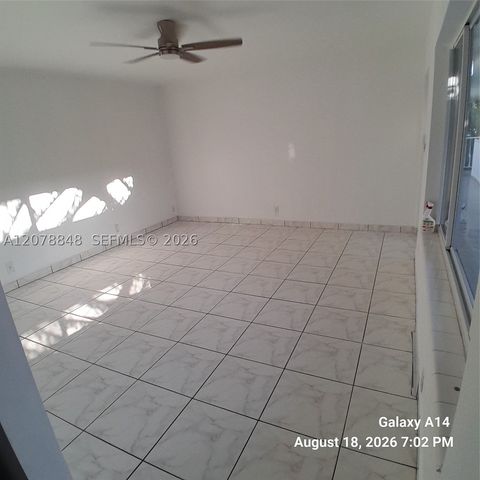 2344 NE 12th St 7, Pompano Beach, FL 33062