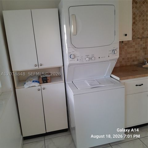 2344 NE 12th St 7, Pompano Beach, FL 33062