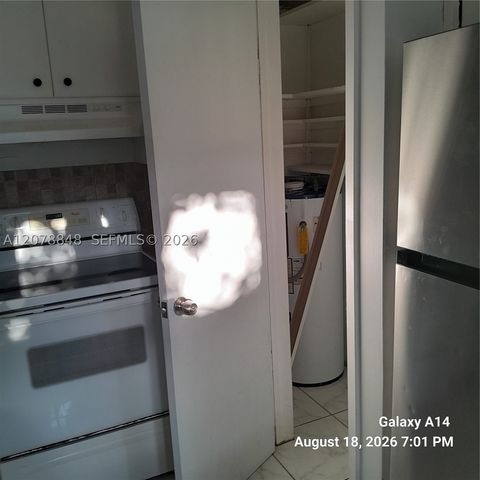2344 NE 12th St 7, Pompano Beach, FL 33062