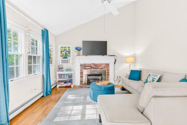 5 Green View Circle, Sandwich, MA 02563