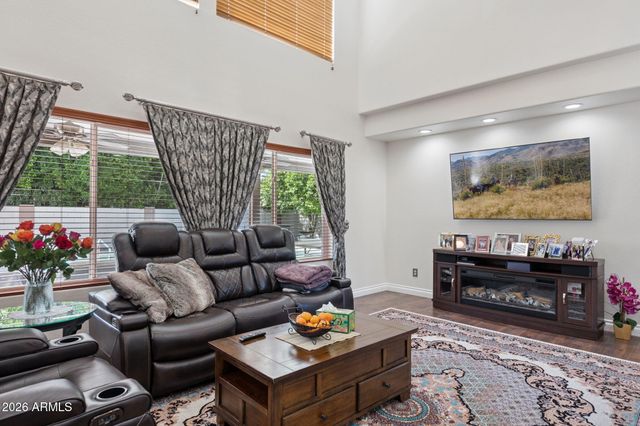 3419 E ROSEMONTE Drive, Phoenix, AZ 85050