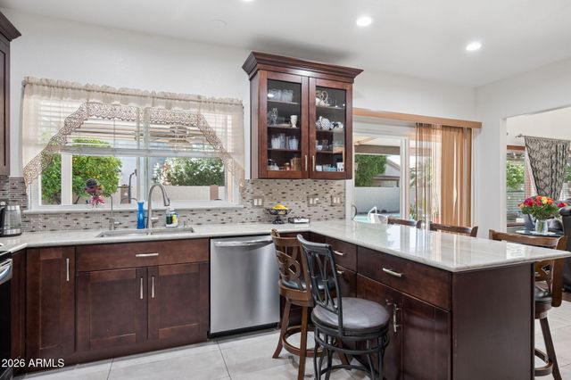 3419 E ROSEMONTE Drive, Phoenix, AZ 85050