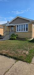 7641 W Ainslie Street, Norridge, IL 60706