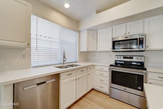 1476 E SIERRA MADRE Avenue, Gilbert, AZ 85296