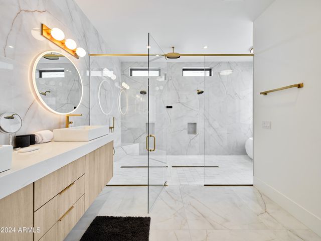 7707 E 3rd Street, Scottsdale, AZ 85251