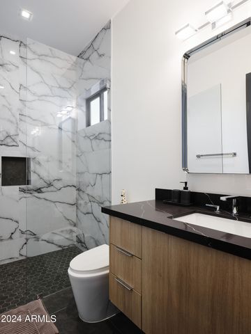 7707 E 3rd Street, Scottsdale, AZ 85251