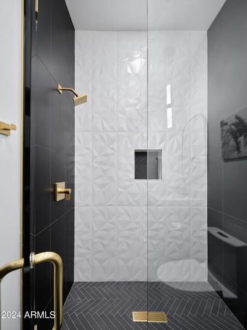 7707 E 3rd Street, Scottsdale, AZ 85251