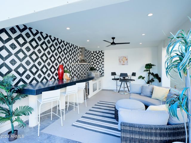 7707 E 3rd Street, Scottsdale, AZ 85251