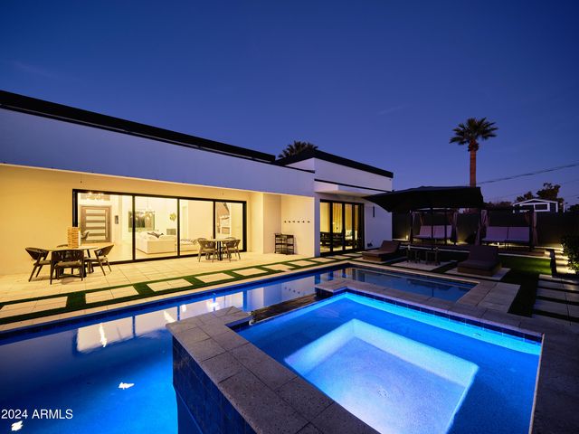 7707 E 3rd Street, Scottsdale, AZ 85251