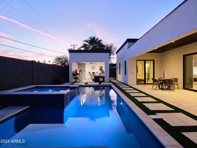 7707 E 3rd Street, Scottsdale, AZ 85251