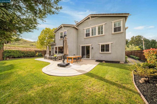 21 Rockhaven Ln, Danville, CA 94526