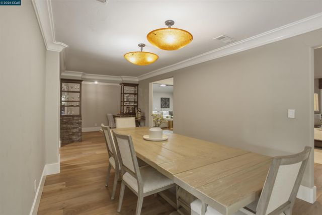 181 Alegra Ln, Walnut Creek, CA 94598