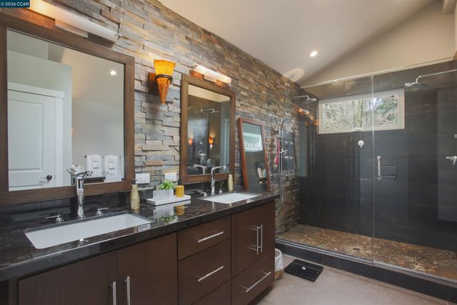 181 Alegra Ln, Walnut Creek, CA 94598