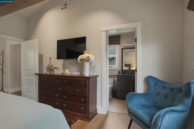 181 Alegra Ln, Walnut Creek, CA 94598