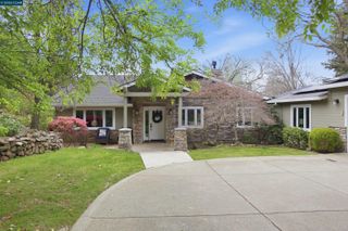 181 Alegra Ln, Walnut Creek, CA 94598