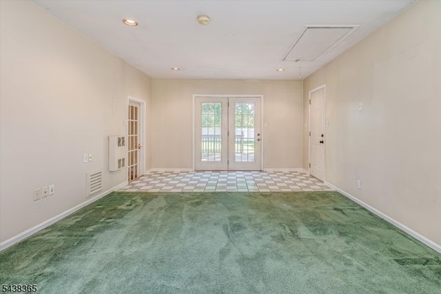 77 Pine St, Newton Town, NJ 07860