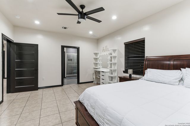 2315 Athel, San Antonio, TX 78237