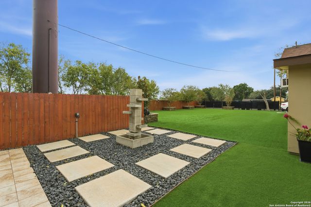 2315 Athel, San Antonio, TX 78237