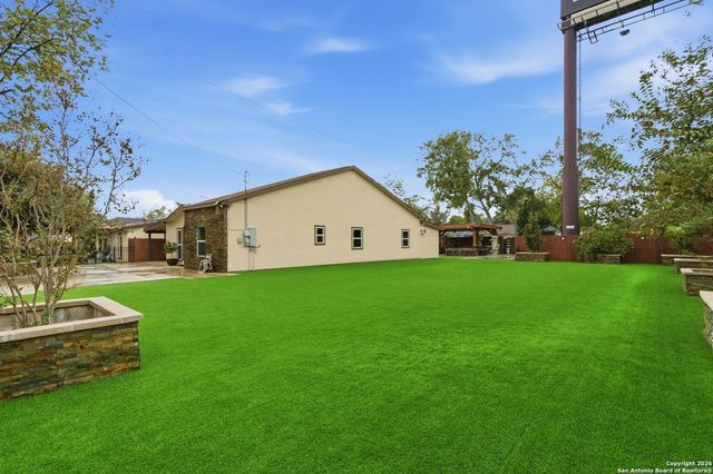 2315 Athel, San Antonio, TX 78237