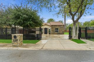 2315 Athel, San Antonio, TX 78237