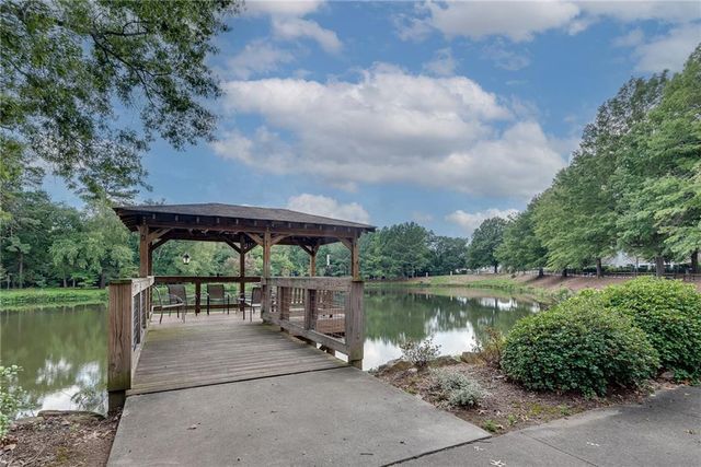 1800 Clairmont Lake A625, Decatur, GA 30033