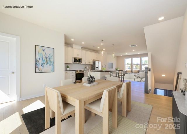 1526 Lithium Lane, Charlotte, NC 28211