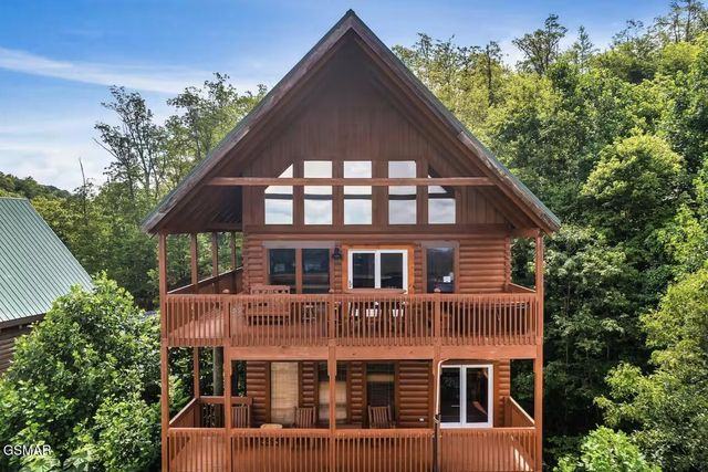 1824 Billard Way, Sevierville, TN 37876