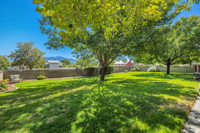 10027 S EDEN RIDGE DR, South Jordan, UT 84095