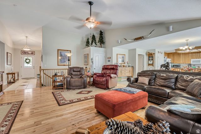 10027 S EDEN RIDGE DR, South Jordan, UT 84095