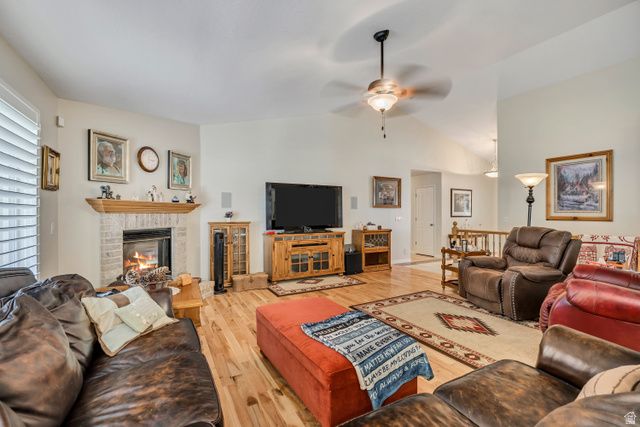 10027 S EDEN RIDGE DR, South Jordan, UT 84095