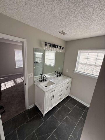 1664 Hallmark Hills Drive, Griffin, GA 30223