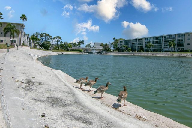 2812 Garden Drive S 101, Lake Worth Beach, FL 33461