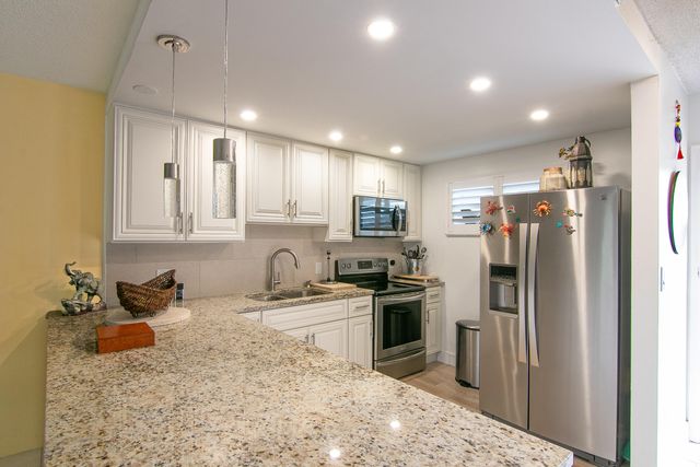 2812 Garden Drive S 101, Lake Worth Beach, FL 33461