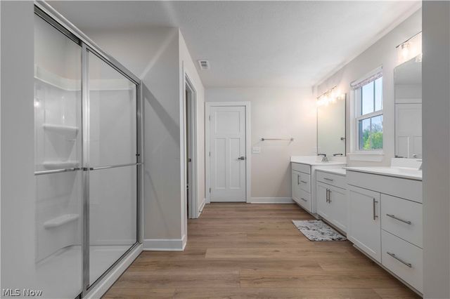 23427 Daisey Drive, Columbia Station, OH 44028