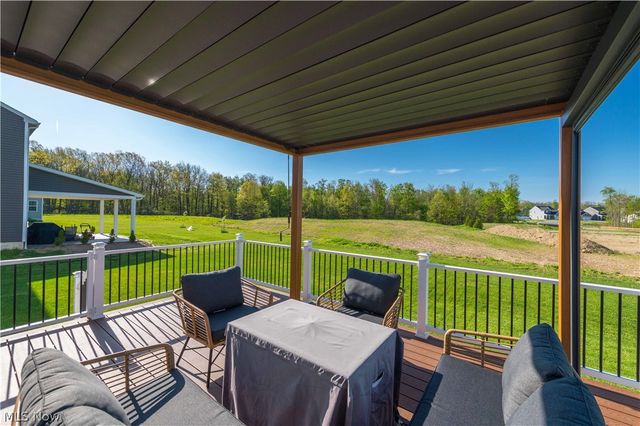 23427 Daisey Drive, Columbia Station, OH 44028