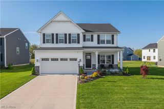 23427 Daisey Drive, Columbia Station, OH 44028